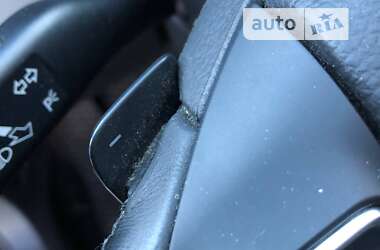 Хэтчбек Volkswagen Golf 2009 в 