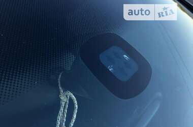 Хэтчбек Volkswagen Golf 2009 в 