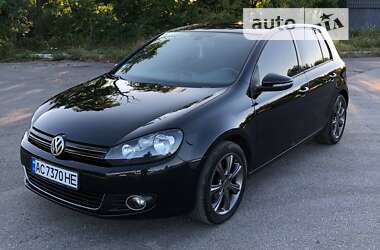 Хэтчбек Volkswagen Golf 2009 в 