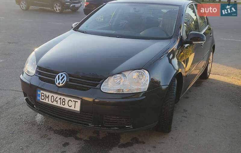 Хетчбек Volkswagen Golf 2006 в Сумах