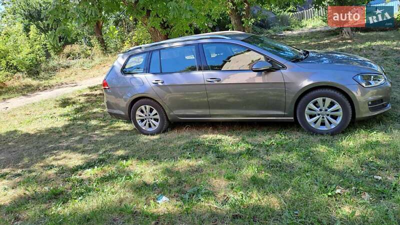 Універсал Volkswagen Golf 2016 в Южноукраїнську