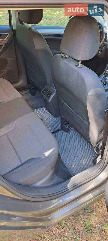 Універсал Volkswagen Golf 2016 в Южноукраїнську