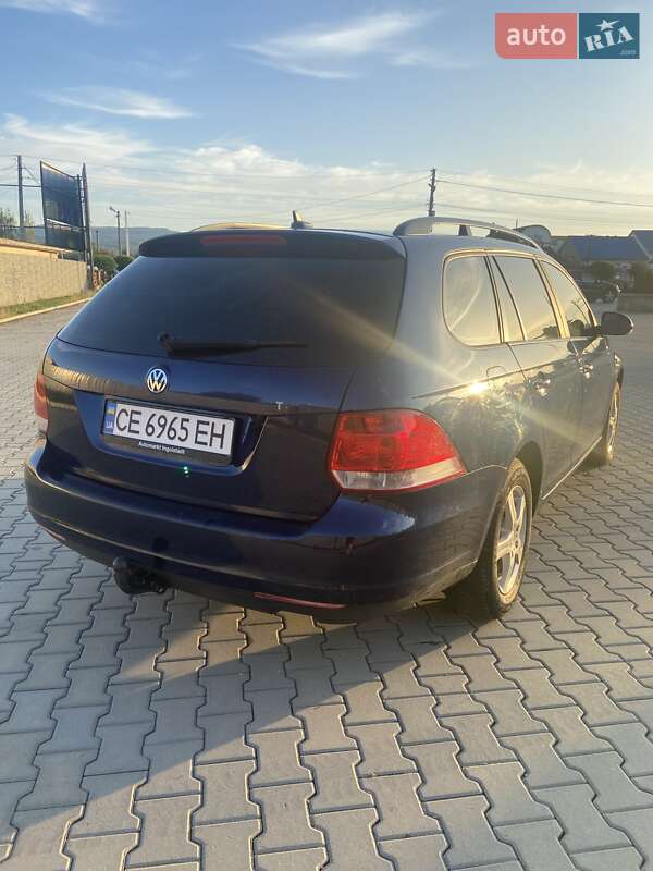 Універсал Volkswagen Golf 2007 в Чернівцях