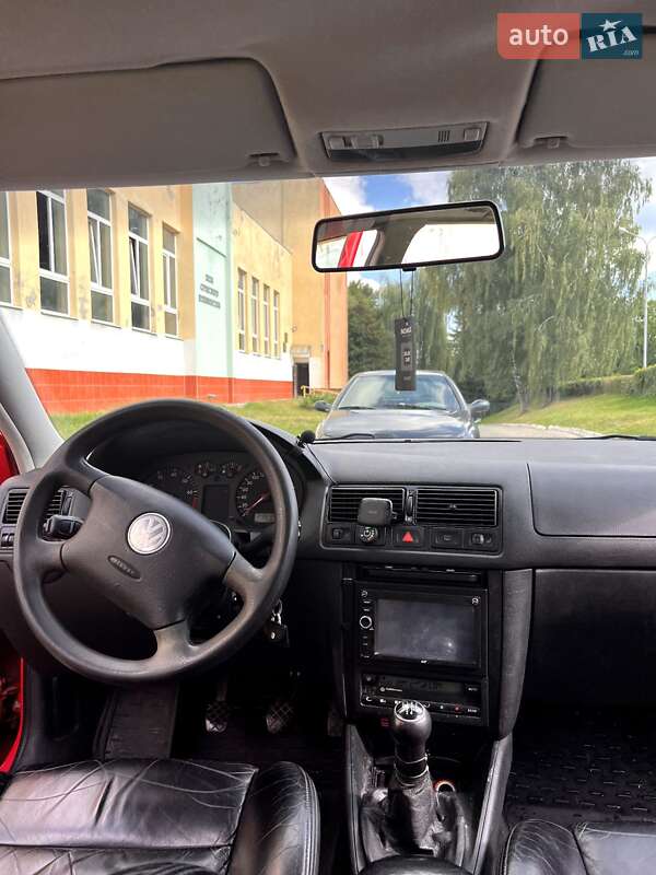 Хэтчбек Volkswagen Golf 1998 в Львове