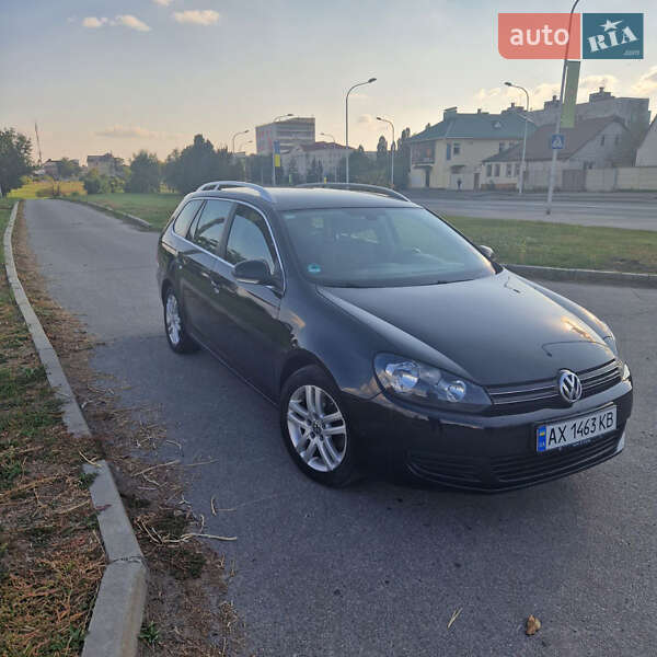 Универсал Volkswagen Golf 2012 в Харькове