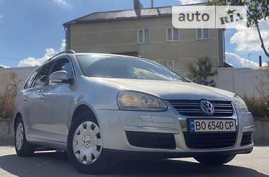 Універсал Volkswagen Golf 2008 в 