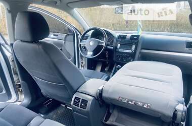 Універсал Volkswagen Golf 2008 в 