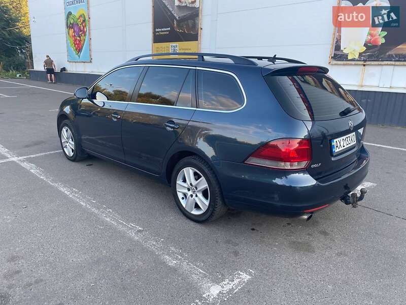 Універсал Volkswagen Golf 2009 в Новомосковську