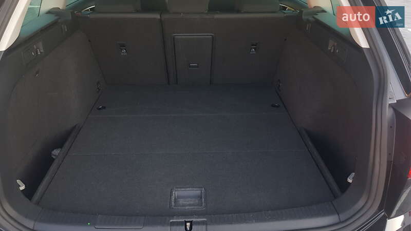 Універсал Volkswagen Golf 2020 в Ужгороді