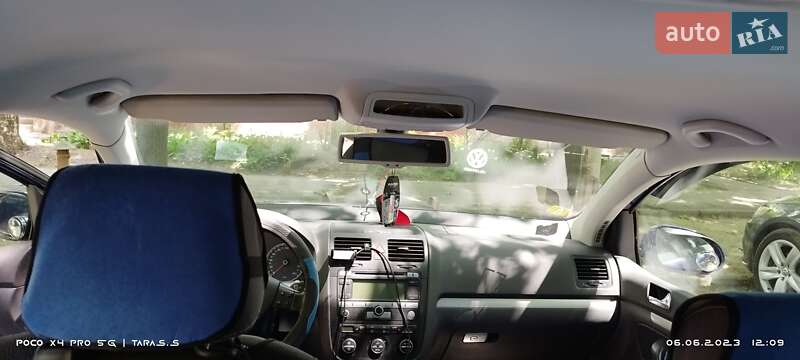 Хэтчбек Volkswagen Golf 2008 в Запорожье