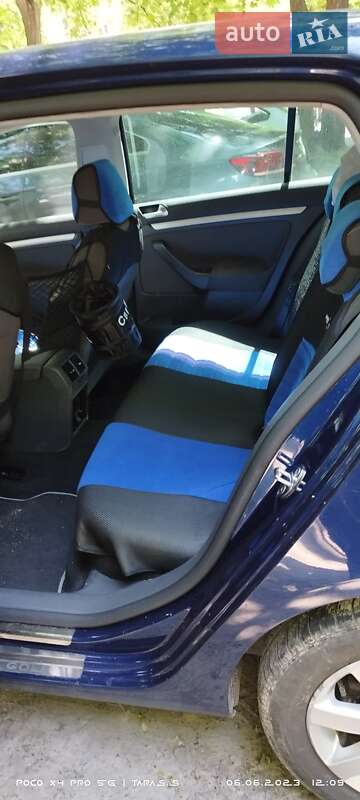 Хэтчбек Volkswagen Golf 2008 в Запорожье