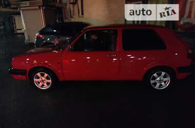 Хэтчбек Volkswagen Golf 1986 в  фото 3 Хэтчбек Volkswagen Golf 1986 в