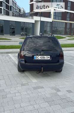 Универсал Volkswagen Golf 2001 в Пустомытах