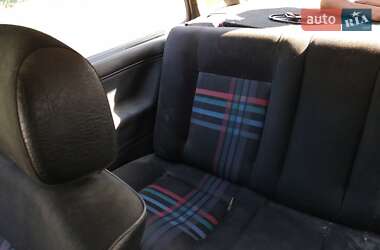 Хэтчбек Volkswagen Golf 1984 в 