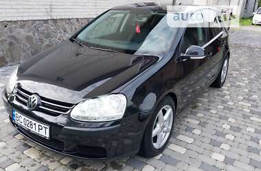 Хэтчбек Volkswagen Golf 2005 в Ходорове