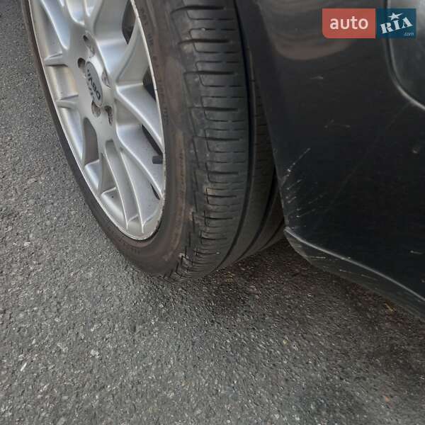 Універсал Volkswagen Golf 2000 в Києві