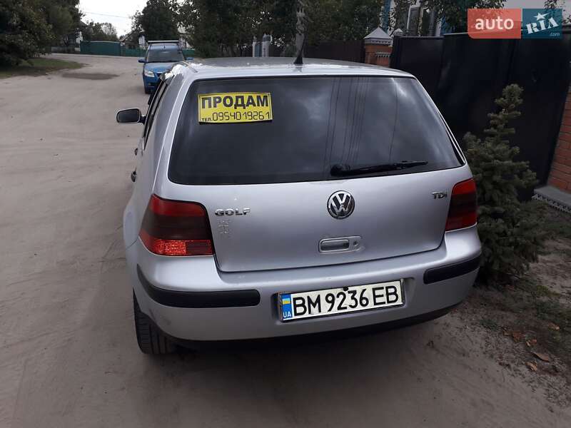 Хэтчбек Volkswagen Golf 2002 в Полтаве