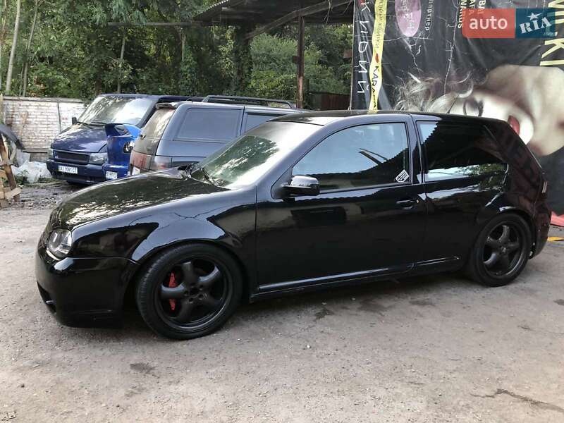 Хетчбек Volkswagen Golf 2002 в Білій Церкві