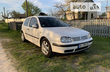 Хэтчбек Volkswagen Golf 1998 в Львове