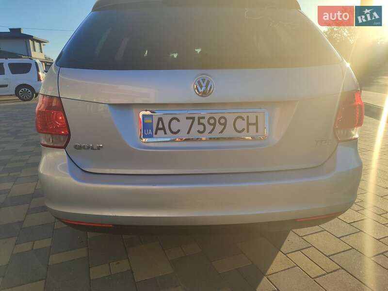 Универсал Volkswagen Golf 2009 в Владимире