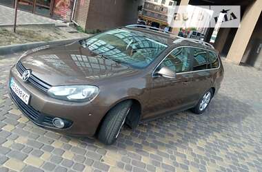 Універсал Volkswagen Golf 2010 в 