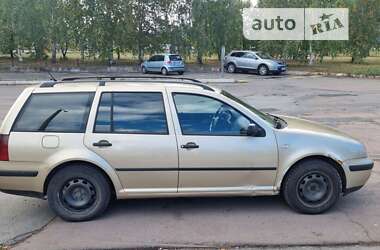 Универсал Volkswagen Golf 2001 в Киеве