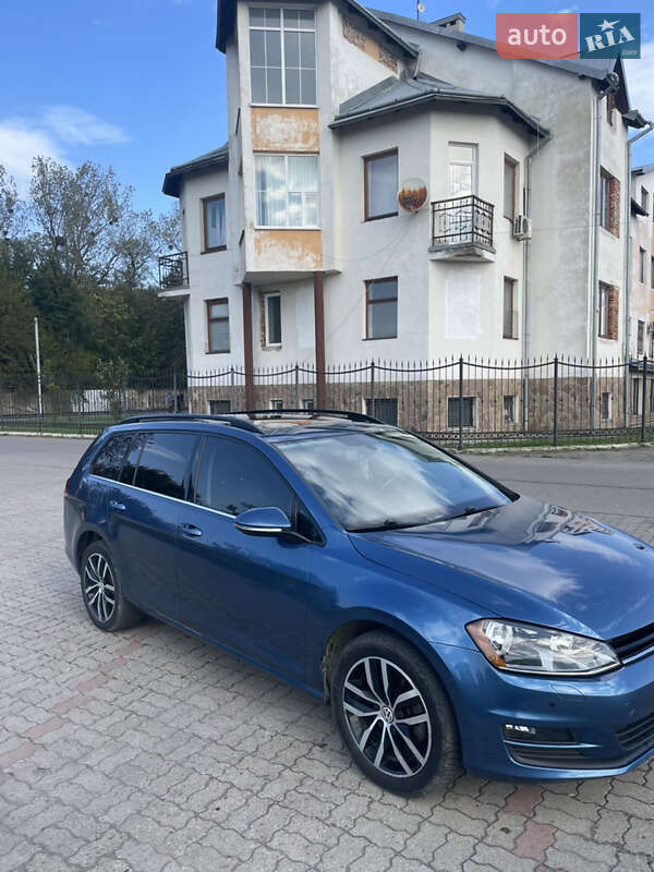 Універсал Volkswagen Golf 2016 в Вінниці