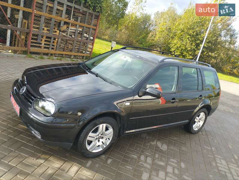 Універсал Volkswagen Golf 2006 в Нововолинську