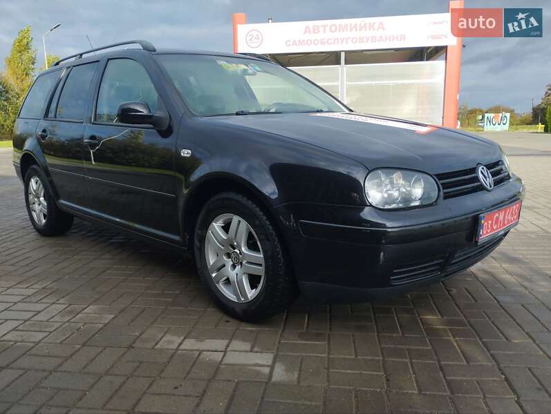Універсал Volkswagen Golf 2006 в Нововолинську
