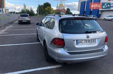 Универсал Volkswagen Golf 2010 в 