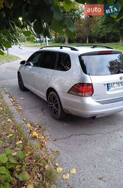 Универсал Volkswagen Golf 2010 в 