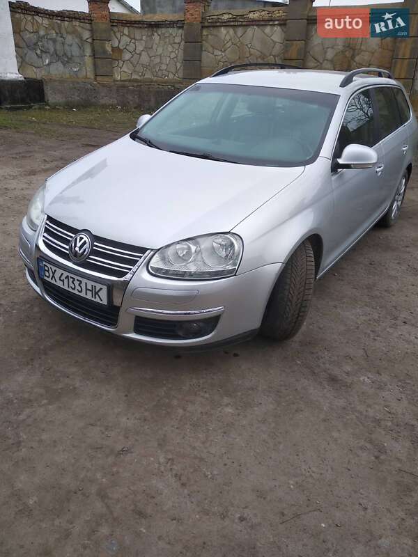 Универсал Volkswagen Golf 2008 в Красилове