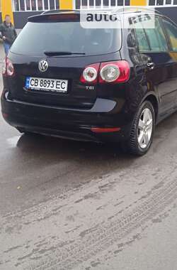 Хетчбек Volkswagen Golf 2010 в Ніжині