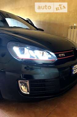 Хетчбек Volkswagen Golf 2010 в Одесі