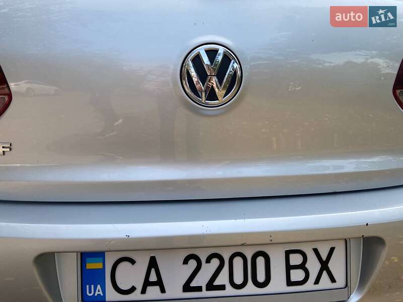 Хетчбек Volkswagen Golf 2012 в Черкасах