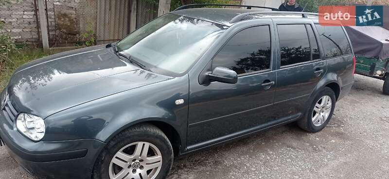 Универсал Volkswagen Golf 2003 в Кривом Роге
