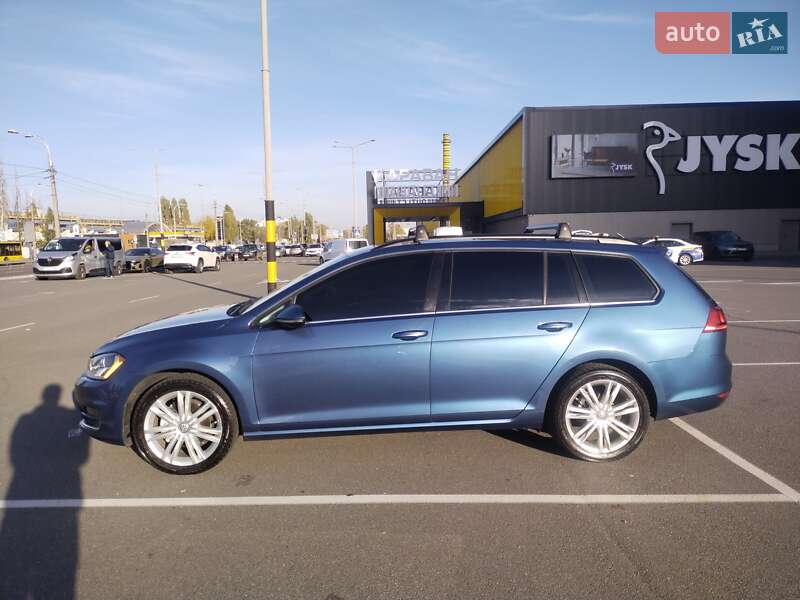 Універсал Volkswagen Golf 2015 в Києві