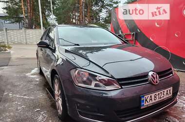 Универсал Volkswagen Golf 2016 в Киеве