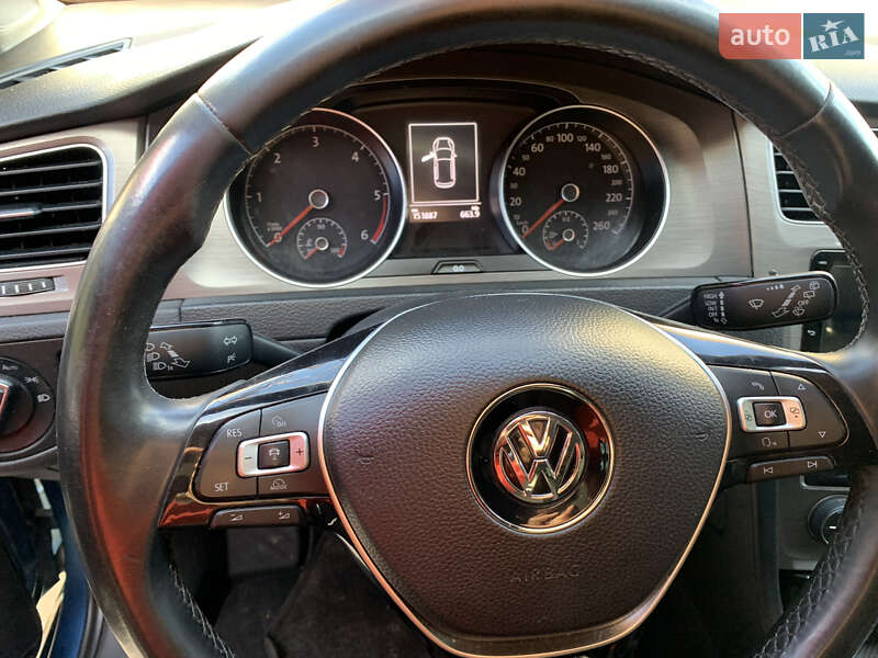 Хетчбек Volkswagen Golf 2013 в Заставній