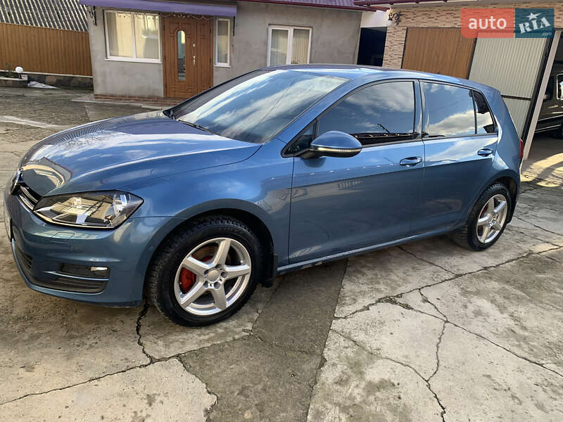 Хетчбек Volkswagen Golf 2013 в Заставній