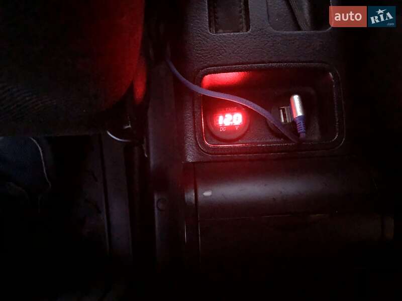 Хэтчбек Volkswagen Golf 2002 в Косове