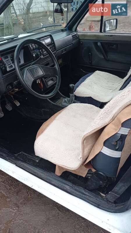 Хетчбек Volkswagen Golf 1983 в Луцьку
