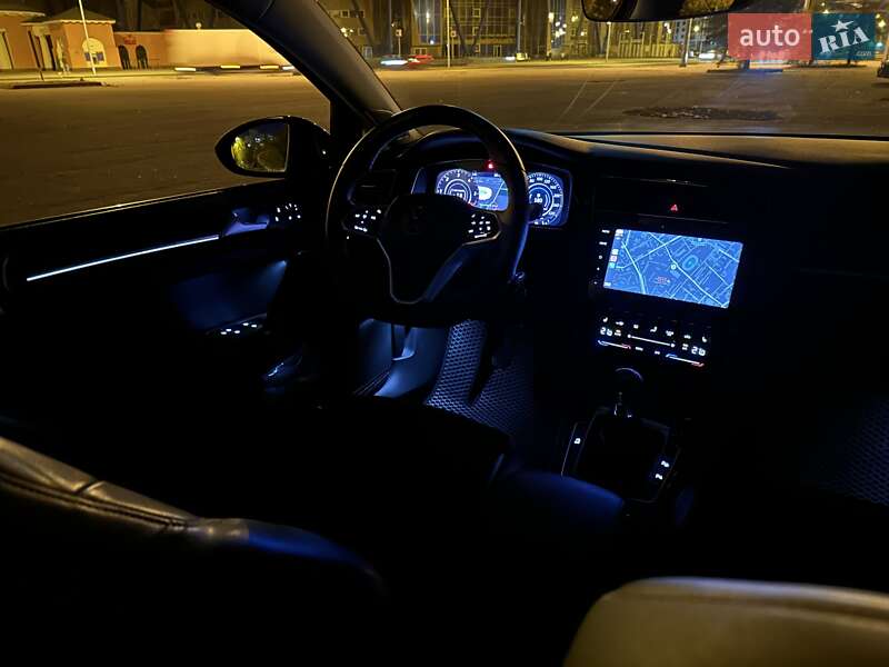 Універсал Volkswagen Golf 2015 в Харкові
