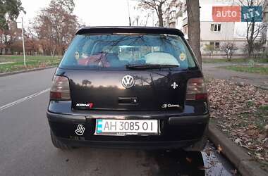 Хэтчбек Volkswagen Golf 2000 в Киеве