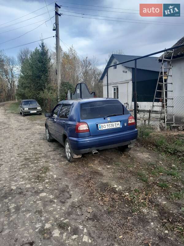 Хэтчбек Volkswagen Golf 1997 в Тернополе