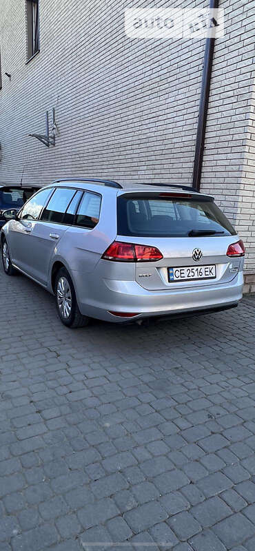 Универсал Volkswagen Golf 2014 в Сторожинце