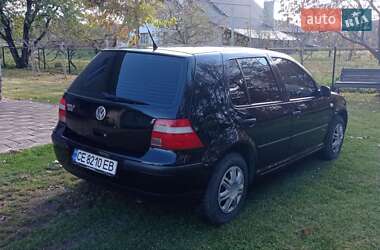 Хэтчбек Volkswagen Golf 2003 в 