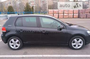 Хетчбек Volkswagen Golf 2010 в Черкасах