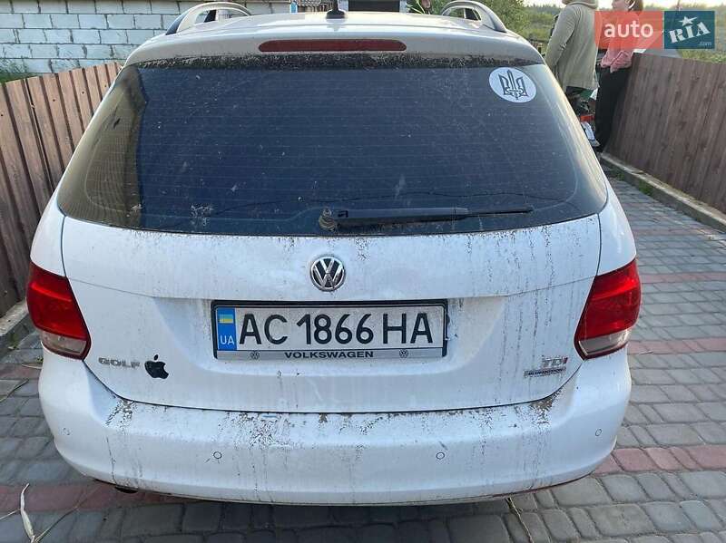 Универсал Volkswagen Golf 2011 в Луцке
