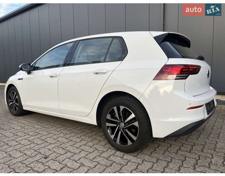 Хетчбек Volkswagen Golf 2020 в Дніпрі